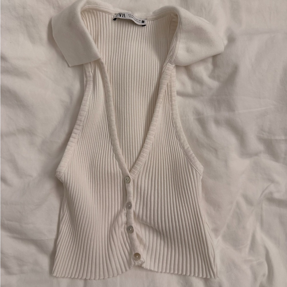 Zara Ivory Ribbed Button-Down Blouse